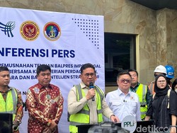Temuan Baju Impor Bekas Rp 112 M di Bandung Jadi yang Terbesar, Ini Buktinya