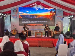 Polwan Polres Blitar Kota Ajak Siswa hingga Mahasiswa Cegah Bullying