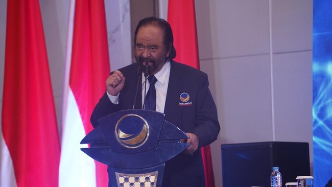 Surya Paloh menekankan pentingnya konsolidasi berkelanjutan di Partai NasDem, optimis partai akan berkontribusi lebih baik jelang Pemilu 2029.