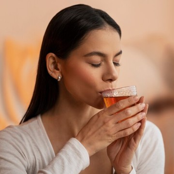 4 Teh Herbal yang Bisa Bikin Kulit Glowing dan Rambut Sehat, Mudah Dibuat!