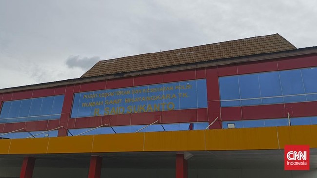 Tersangka ledakan SMA 72 Kelapa Gading masih dalam perawatan di ICU khusus RS Polri Kramatjati.