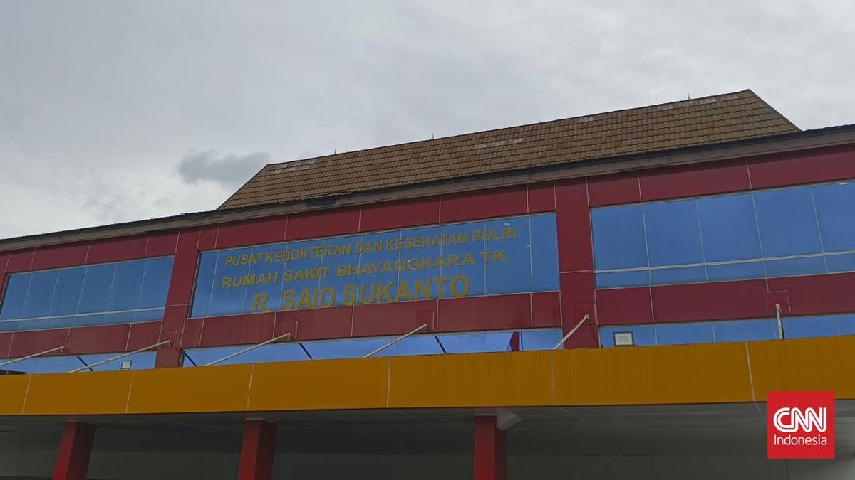 Tersangka Ledakan SMA 72 Masih Dirawat di ICU