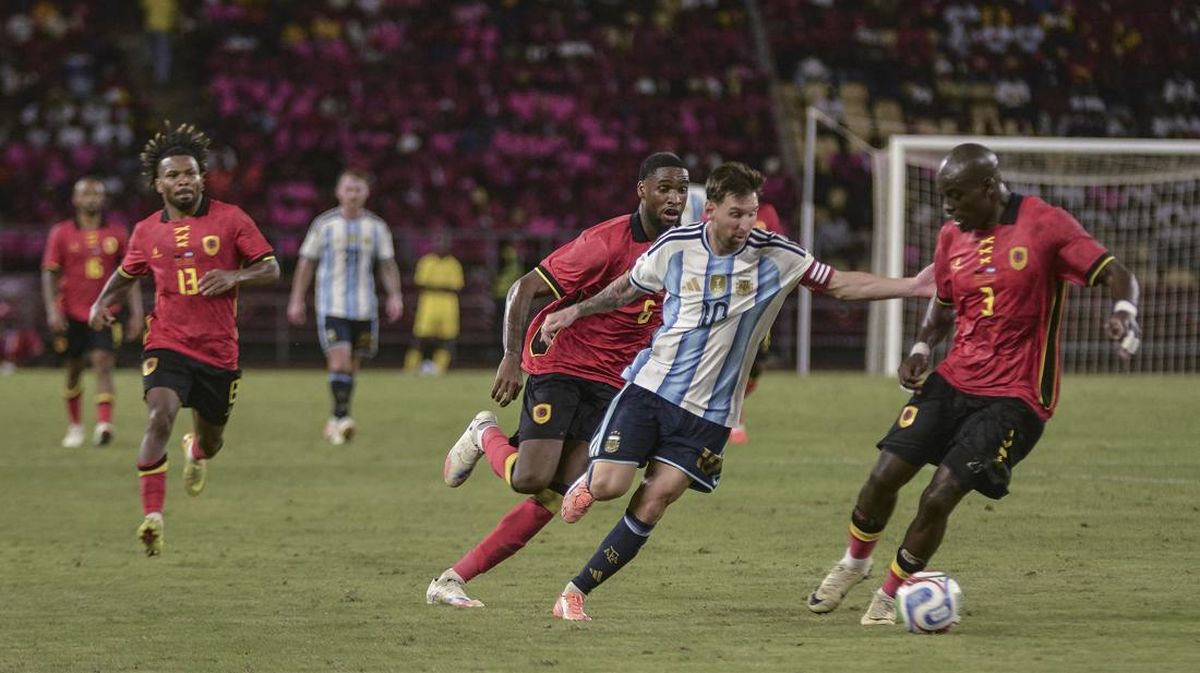 Cetak Gol ke Gawang Angola, Messi Dekati 900 Gol