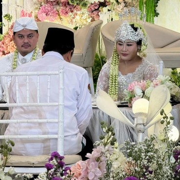 Tangis Haru Boiyen di Momen Ijab Kabul, Kenang Perjalanan Cinta dengan Rully