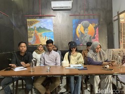Efek Viral Sister Hong Lombok, Deni Ngaku Rugi karena Banyak Klien Batalkan Job