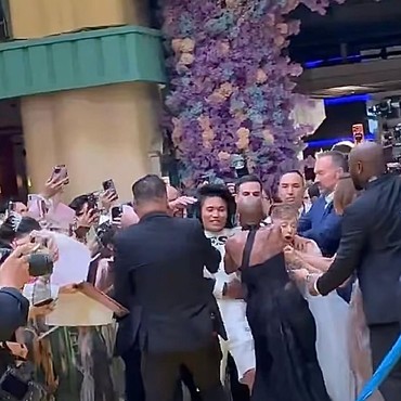 Penyerang Ariana Grande Saat Promosi 'Wicked 2' di Singapura Dideportasi