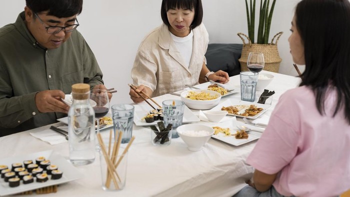 5 Makanan yang Pantang Dikonsumsi Orang Jepang, Jadi Rahasia Panjang Umur!