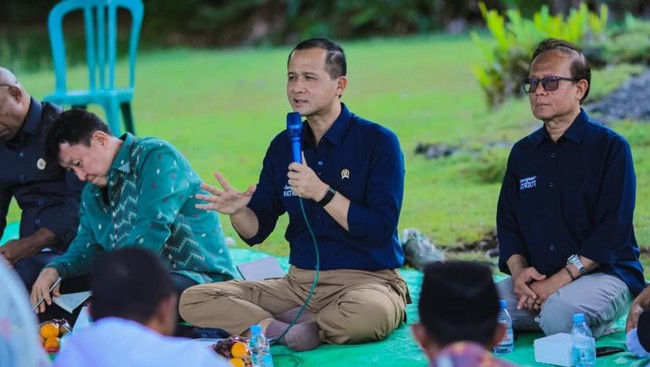 Menteri Transmigrasi Iftitah menilai penerapan pemusatan penduduk sejalan konsep transmigrasi sebagai peningkatan kesejahteraan untuk seluruh rakyat Indonesia.