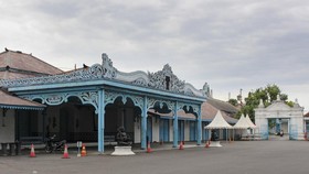 Dualisme Keraton Surakarta, Ada 2 Raja Bergelar Pakubowono XIV