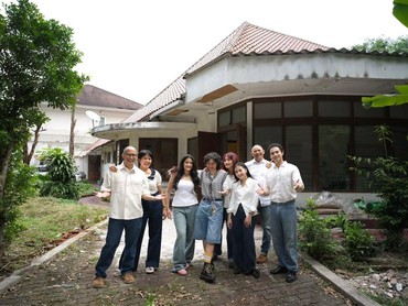 Ajak Prilly ke Rumah Masa Kecil, Omara Esteghlal: Semoga Kelak Ikut Menjadi Keluarga