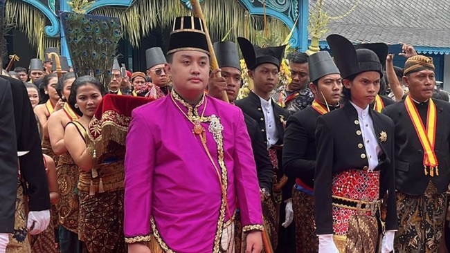 Gerakan Rakyat Indonesia Bersatu (GRIB) Jaya Jawa Tengah membeberkan alasan mengangkat Paku Buwono (PB) XIV Purbaya sebagai pembina organisasi.