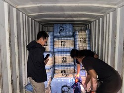 Polda Metro Bongkar Sindikat Balpres, 207 Bal Pakaian Bekas Disita