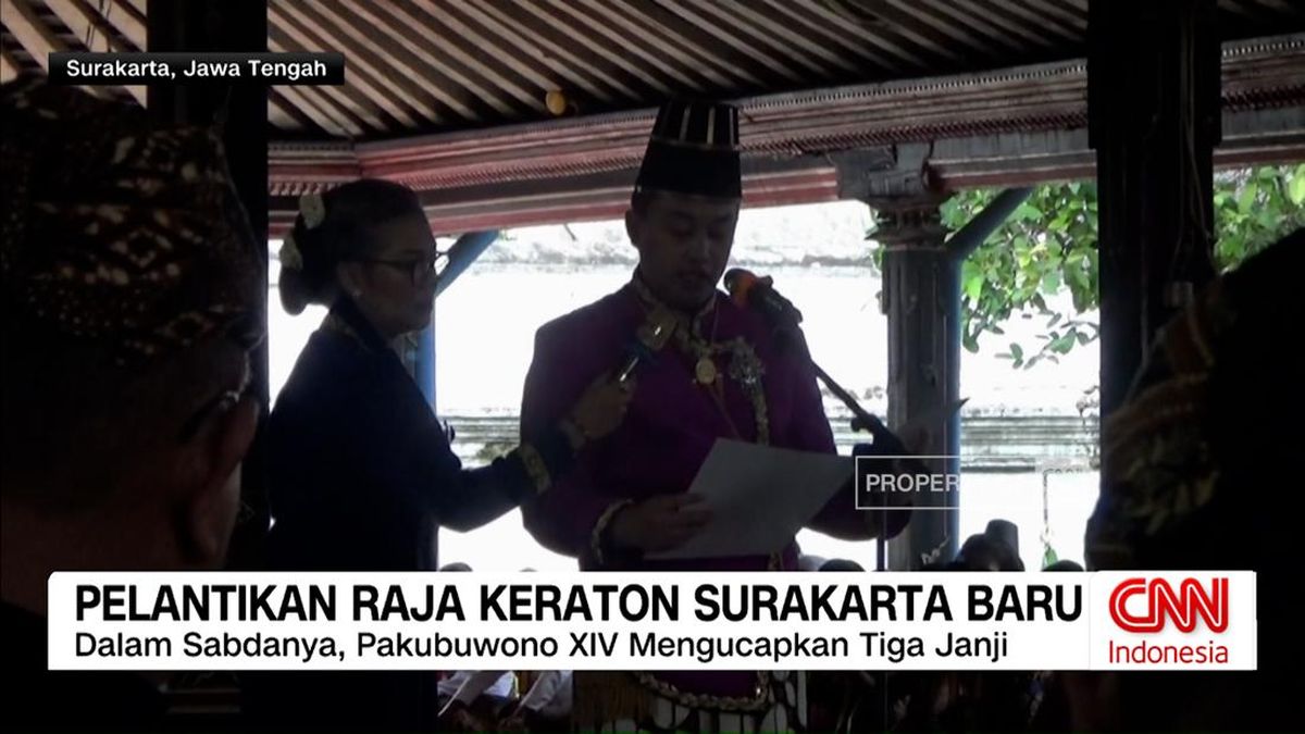 VIDEO: Pelantikan Raja Keraton Surakarta yang Baru