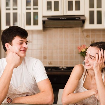 3 Hal yang Dilakukan Pasangan Sehat saat Bertengkar, Antidrama!