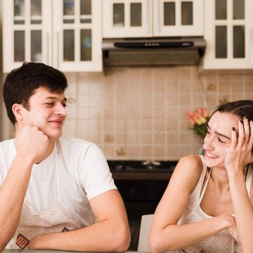 3 Hal yang Dilakukan Pasangan Sehat saat Bertengkar, Antidrama!