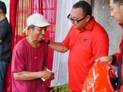 Anggota DPR Kaisar Said Tinjau Langsung Lokasi Longsor Majenang Cilacap