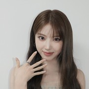 Simak Penampilan Terbaru Jiwoo NMIXX yang Bikin Pangling, Makin Glow Up!