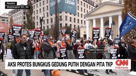 VIDEO: Demo Anti-Trump & Petugas Imigrasi