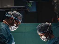 Ribut-ribut Sesama Dokter gara-gara Polemik Rahim Copot, POGI Bilang Begini