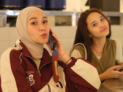 Guru Tegur soal Seragam Sekolah Anak Sulung, Zaskia Adya Mecca Ingat Masa Muda