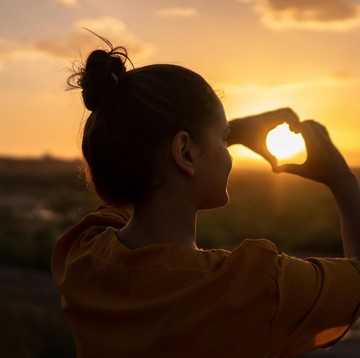 5 Kebiasaan Positif yang Bisa Membantumu Merasa Layak Dicintai