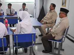 Video di Depan Prabowo, Mendikdasmen Klaim Kirim 172.550 IFP ke Sekolah