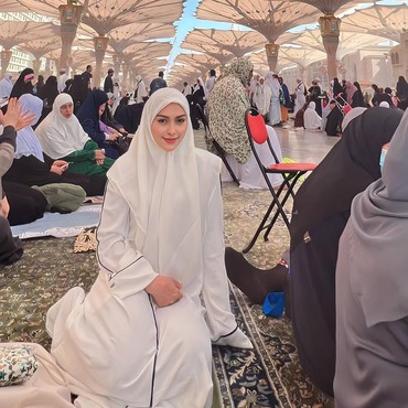 Terpopuler: Istri Sah Habib Bahar bin Smith Buka Suara Vs Baskara Mahendra Peluk Wanita