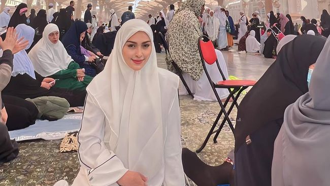Terpopuler: Istri Sah Habib Bahar bin Smith Buka Suara Vs Baskara Mahendra Peluk Wanita
