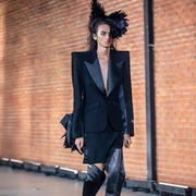 Potret Sederet Koleksi 