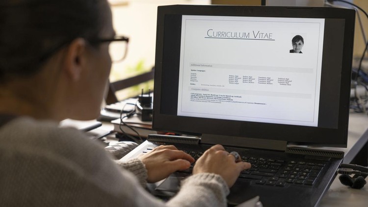 Freelancer professional woman is building CV/Resume online, job hunting through online platforms and applying for work from home. Disrupt aging & work remotely.