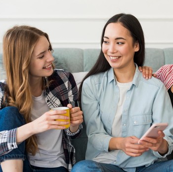 Kamu Tipe Teman Seperti Apa dalam Sirkel Pertemananmu? Cari Tahu Melalui Kuis Ini, Yuk!