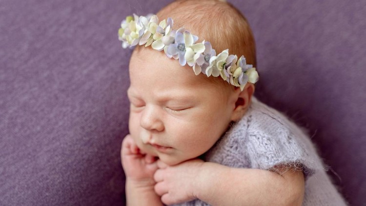 Nama bayi perempuan anak tengah artis