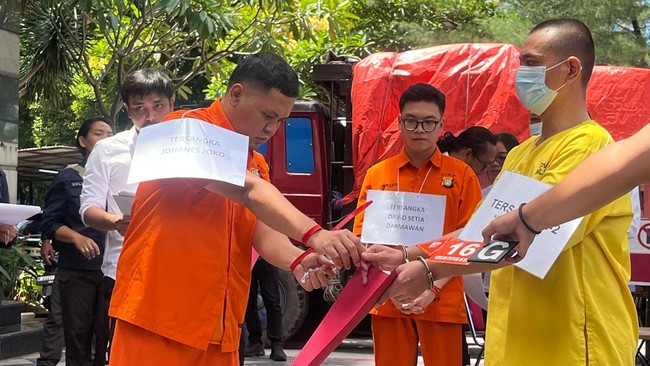 Sebelum tewas, Kacab bank korban penculikan masih sempat melawan para penculiknya. Pada momen terakhir juga terjadi perdebatan antara para penculik.