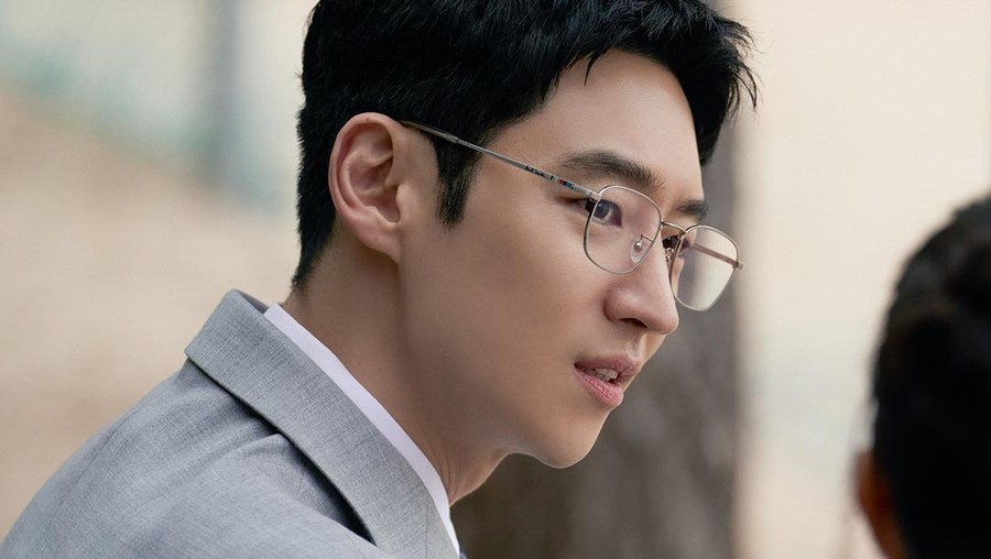 Adegan Lee Je Hoon di drama Korea Taxi Driver 3.