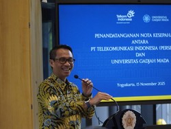 Telkom Gandeng UGM Kembangkan Inovasi & Talenta AI RI