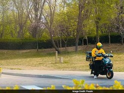 Dulu Bergaji Rp 117 Juta, Pria Ini Sekarang Jadi Pengantar Makanan