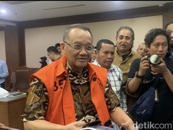 Jaksa Ungkap Eks Sekretaris MA Nurhadi Cuci Uang Pakai Rekening Menantu