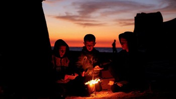 FOTO: Ratusan Ribu Keluarga di Gaza Melawan Dingin Tanpa Perlindungan