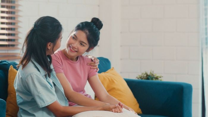 Orang yang cerdas secara emosional bahkan akan tetap baik saat orang lain tidak baik.