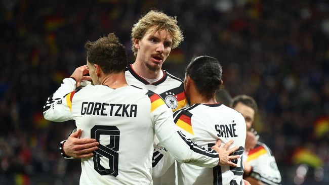 Jerman dan Belanda berhasil memastikan diri lolos ke Piala Dunia 2026 usai meraih kemenangan di laga Kualifikasi Piala Dunia 2026 zona Eropa, Selasa (18/11).