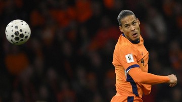 Liputan Olahraga CNN Sport : Van Dijk Murka usai Belanda Kalah dari Aljazair Jelang Piala Dunia