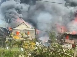 Tawuran Pecah di Pekuburan Beroanging Makassar, Sejumlah Rumah Terbakar