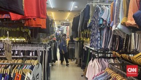 Respons Pedagang Thrifting Pasar Senen usai Diminta Jual Produk Lokal