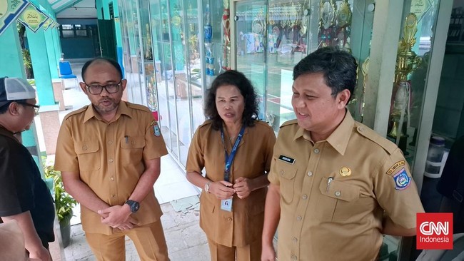 Anak terduga pelaku bullying di SMPN 19 Tangsel tetap belajar daring. Pemerintah daerah berikan dukungan pendidikan dan pendampingan hukum.