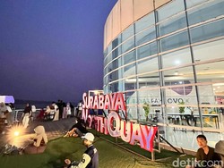 Surabaya North Quay, Liburan di Tepi Pantai Surabaya