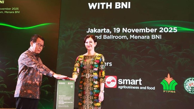 BNI luncurkan ESG Advisory Playbook untuk sektor kelapa sawit, panduan bagi debitur dalam transisi hijau sesuai standar global dan mendukung keberlanjutan.