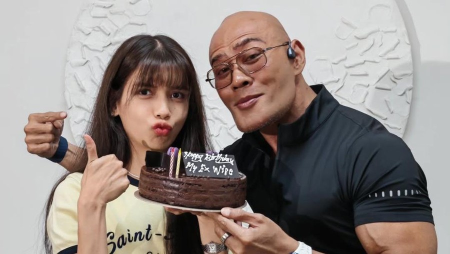 Deddy Corbuzier dan Sabrina Chairunnisa