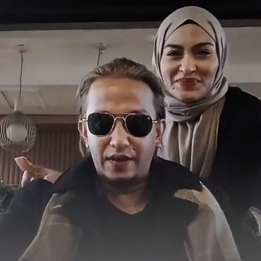 Ngaku Ogah Poligami, 7 Potret Kemesraan Habib Bahar dengan Fadlun Sang Istri Sah