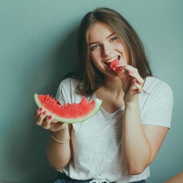 7 Daftar Buah yang Baik Dikonsumsi saat Perut Kosong, Pilihan Pas untuk Sarapan!