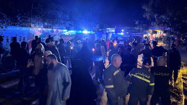 Lebanon ungkap serangan Israel ke kamp pengungsi Palestina di Sidon menewaskan sedikitnya 13 orang pada Selasa (18/11).